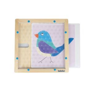 Ο ξύλινος πίνακας Beleduc 21120 Flexipainter με τα πολύχρωμα λάστιχα και τις κάρτες σχεδίων.