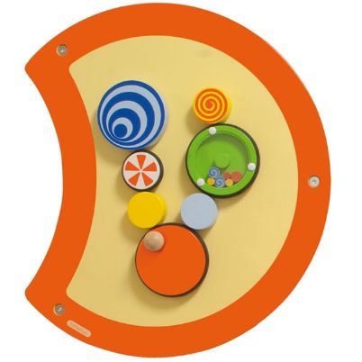 Το ξύλινο επιτοίχιο παιχνίδι Beleduc 23633 Σώμα Κάμπιας με τον περιστρεφόμενο πορτοκαλί κύκλο χρωμάτων.