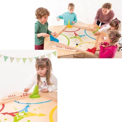 Το ξύλινο παιχνίδι Beleduc 25540 Γιγάντιο Casado με όλα τα ανθεκτικά εξαρτήματα δράσης.