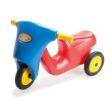 Το όχημα κινητικής ανάπτυξης 33310 DANTOY Scooter Ride-on για παιδιά από 2 ετών, τοποθετημένο σε λευκό φόντο.