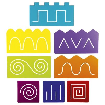 Το σετ Nathan 340501 Στένσιλ Προγραφής με τα 8 διαφορετικά πλαστικά μοτίβα σχεδίασης για παιδιά 4 ετών.