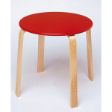Το στρογγυλό ξύλινο τραπέζι κουζίνας Nathan 371200 με την κόκκινη επιφάνεια διαμέτρου 60cm.