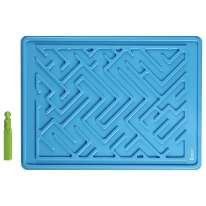 Ο πλαστικός πίνακας Nathan 375223 με το μαγνητικό στυλό και τη φιγούρα της Μαγικής Πίστας 4.