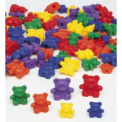 Το σετ των χρωματιστών αρκουδάκων ταξινόμησης Nathan 379061, αναδεικνύοντας και τα διαφορετικά μεγέθη.