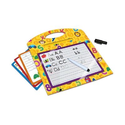 Το σετ δραστηριοτήτων προγραφής Learning Resources LER8599 Trace&Learn Writing , για παιδιά από 2 ετών, σε λευκό φόντο.