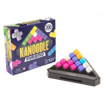 Η ανοιχτή θήκη του Kanoodle Pyramid 3083 με τα γεωμετρικά κομμάτια.