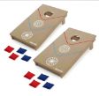 Το παιχνίδι στόχου 594405 Σετ Cornhole MEGAFORM με τις 2 πλατφόρμες και τα 4 τσουβαλάκια σε λευκό φόντο.