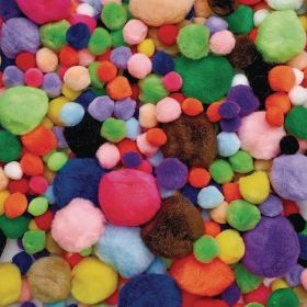 Κοντινό πλάνο στο Σετ 300 πολύχρωμα Pom-pom (0,5cm - 5cm) – Childhood Supply CH300P για εντυπωσιακές χειροτεχνίες.