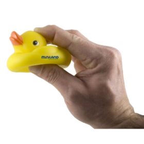 Το κλασικό κίτρινο παπάκι μπάνιου Miniland 85503 σε λευκό φόντο.