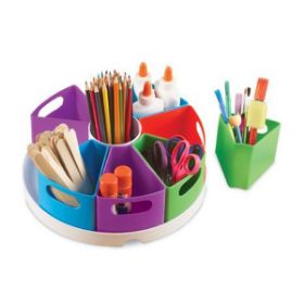 Το πλήρες σετ οργάνωσης Learning Resources LΕR3806 με τον δίσκο και τις 8 πολύχρωμες θήκες.