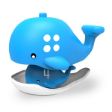 Η μπλε φάλαινα με τις 4 κουκκίδες και το φαλαινάκι με τον αριθμό 4, σε λευκό φόντο.