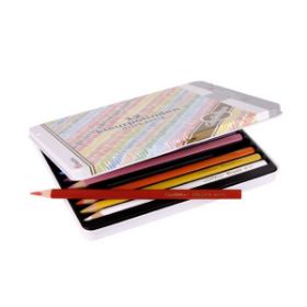 061266 Heutink - Σετ 12 τριγωνικές ξυλομπογιές μέσα σε μεταλλική κασετίνα με πολύχρωμο καλλιτεχνικό σχέδιο στο καπάκι, παρουσιασμένες σε λευκό φόντο.