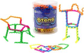 Τα 60 χρωματιστά εύκαμπτα κομμάτια Stems LSΡ8594 μέσα και έξω από τη συσκευασία τους.