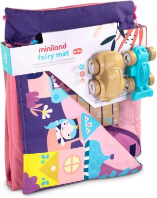 Τα χρωματιστά αυτοκινητάκια που περιλαμβάνονται στο σετ 75008 τοποθετημένα πάνω στο χαλάκι.