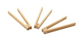 Το σετ των 3 ξύλινων λαβίδων Nathan 345141 σε φυσικό χρώμα ξύλου.