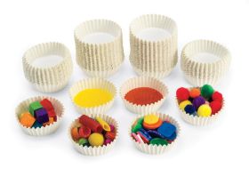 Το Σετ 100τμχ Cups Χειροτεχνίας 7cm Ανθεκτικά – Childhood Supply CHCRAFTC, με άλλα είδη χειροτεχνίας, σε λευκό φόντο.